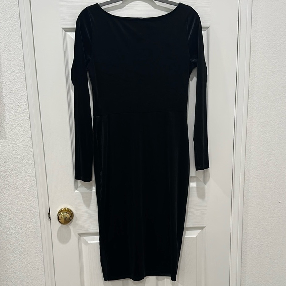 Lisa and Lucy Elegant Black Velvet Long Sleeve Fitted Dress